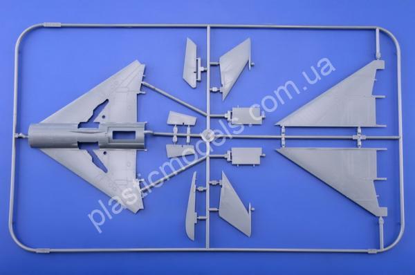 1/48 Eduard 8236 MiG-21PF