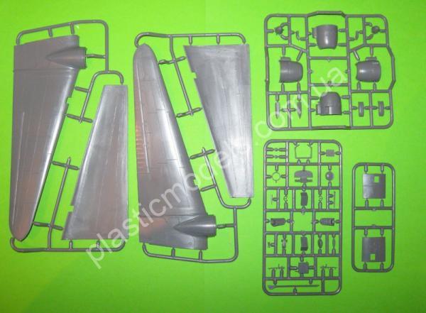 1/72 A-model 72175 L2D3/D4 