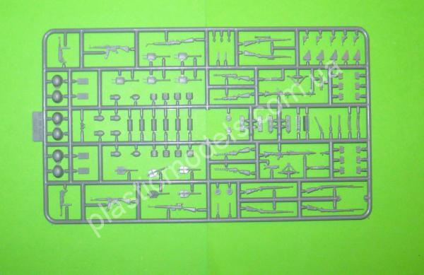1/35 Master Box 35162 German Military Men, 1945 Let's stop them here!