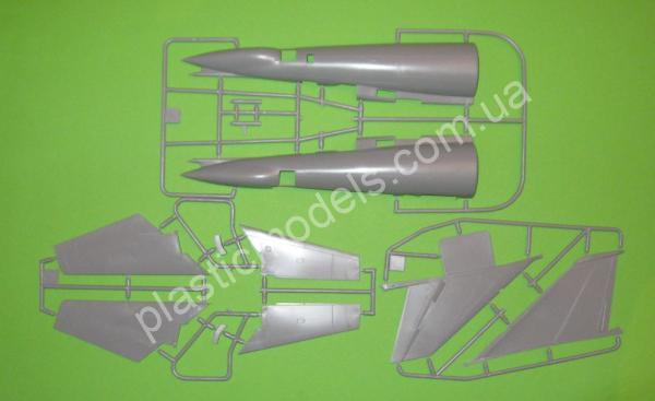 1/72 Modelsvit 72022 Tupolev Tu-22 Shilo (Blinder) medium bomber