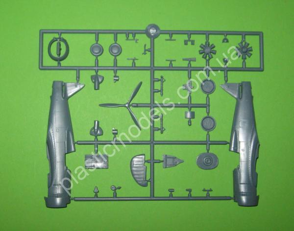1/72 AZ model 7572 Curtiss Mohawk Mk.III/H-75C1