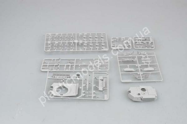 1/72 Trumpeter 07277 M1A1 w/Mine Cleaner System