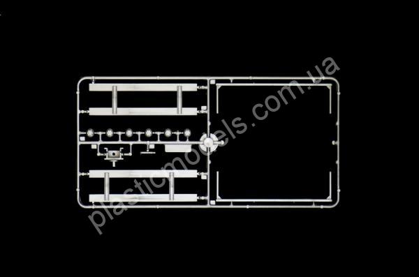 1/24 Italeri 3939 Iveco Turbostar 190-42 Canvas with elevator
