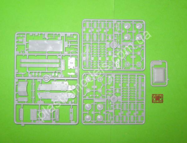 1/72 UM 342 Ammunition carrier Mun Schl 38(t)