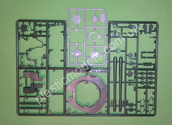 1/35 SKIF 220 OT-55