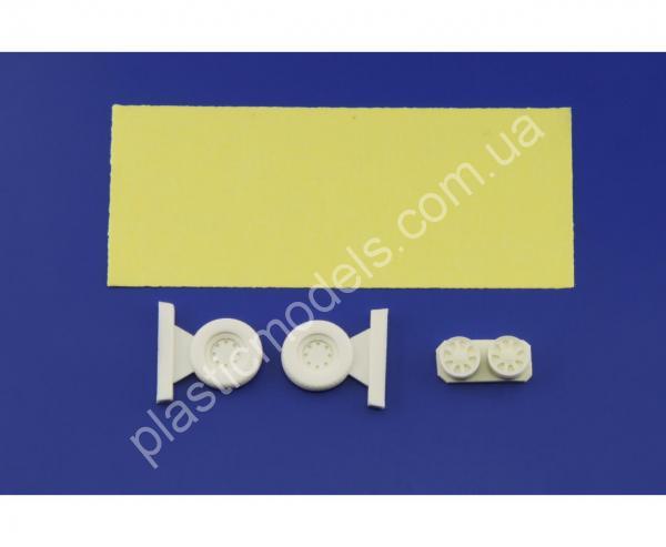 1/48 Eduard 8224 F6F-5 Hellcat late