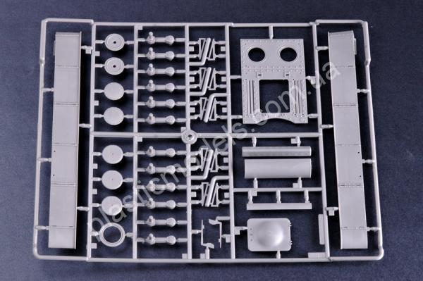 1/35 Trumpeter 00357 Tank KV-1‘s Ehkranami