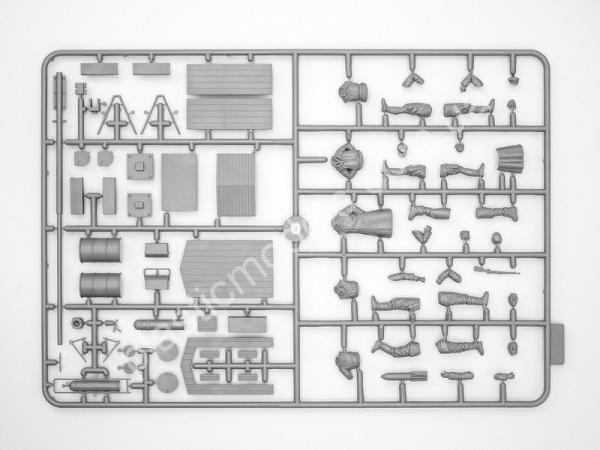 1/48 ICM 48804 Истребитель Bf-109F-4 с немецким персоналом Люфтваффе в зимней форме