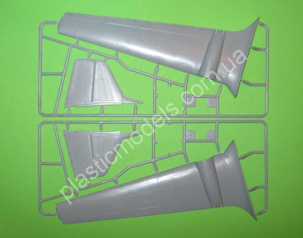 1/72 A-model 72324 Ilyushin IL-14M