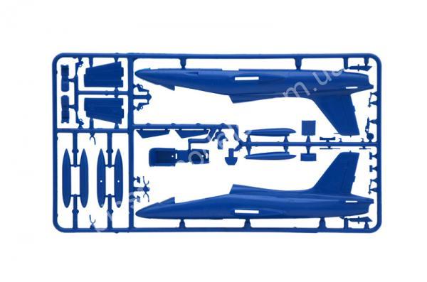 1/72 Italeri 1418 Aermacchi MB-339A P.A.N. 2018 Livery