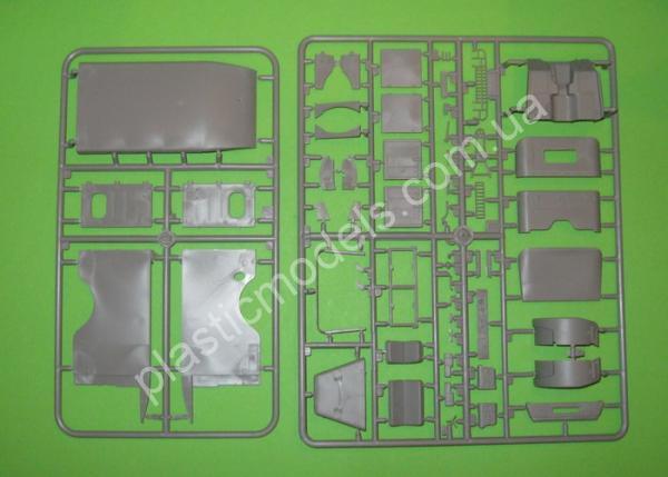 1/35 Roden 811 Dodge M43  ¾ ton 4x4 Ambulance truck