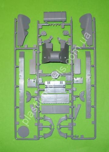 1/35 Eastern Exsperess 35109 Tank BT-7 mod/ 1935 Late version.