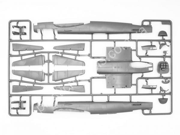 1/48 ICM 48230 Ju-88A-8 Paravane German aircraft