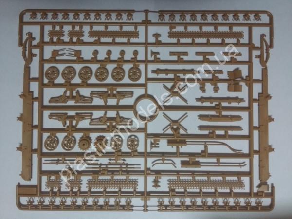1/35 ICM 35453 KHD S3000/SS M Maultier, WWII German Semi-Tracked Truck