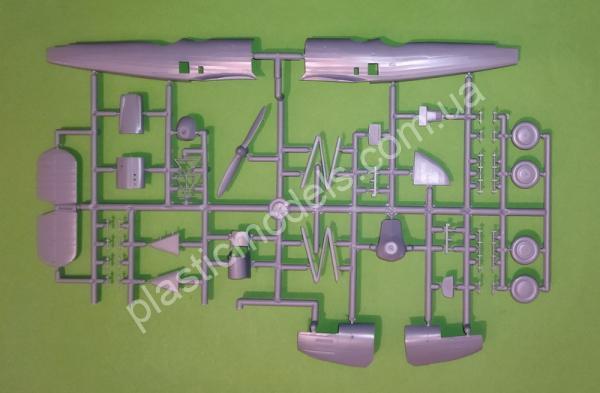 1/72 RS models 92262 Aero Ab 101