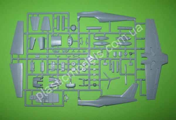 1/48 Kovozavody Prostejov 4814 SIAI Marchetti SF.260TP 