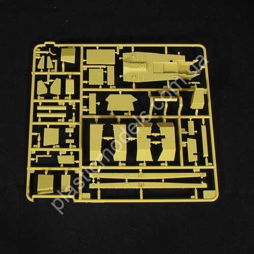 1/35 Bronco 35081 Humber Mk. IV armored car