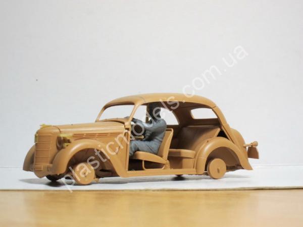 1/35 ICM 35642 German Drivers (1939-1945) (4 figures)