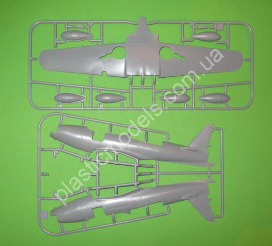 1/48 Dora Wings 48004 Bell P-63E-1-BE Kingcobra