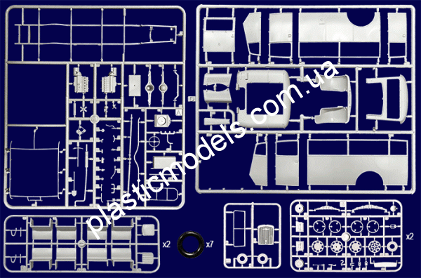 1/35 Roden 807 Opel 3.6-47 Omnibus model W39 Ludewig-built, early