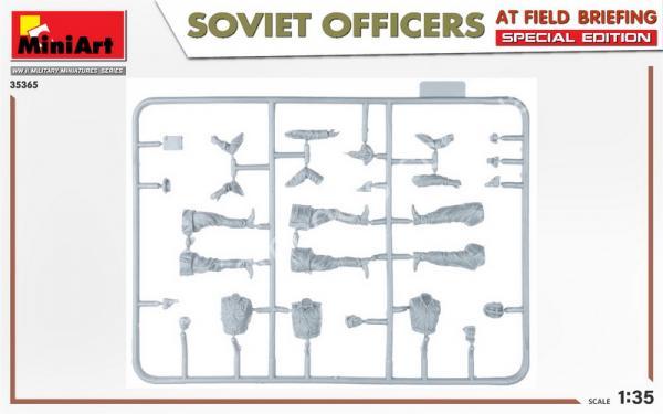 1/35 MiniArt 35365 Soviet Officers At Field Briefing