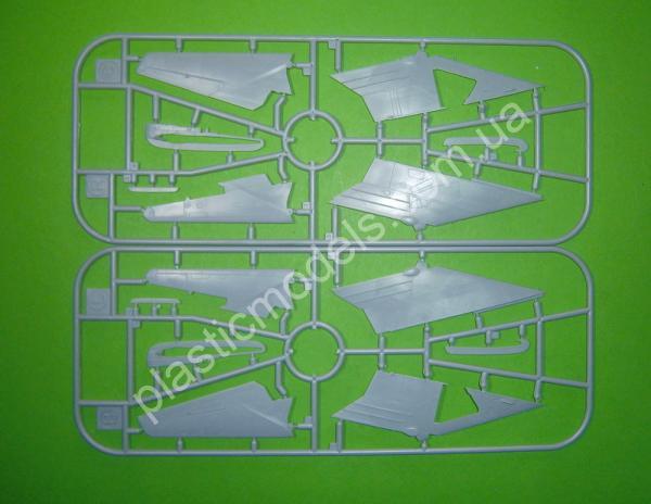 1/72 Modelsvit 72059 Su-22M4