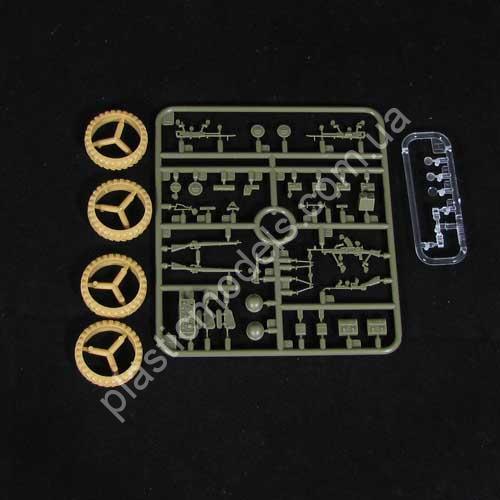 1/35 Bronco 35081 Humber Mk. IV armored car