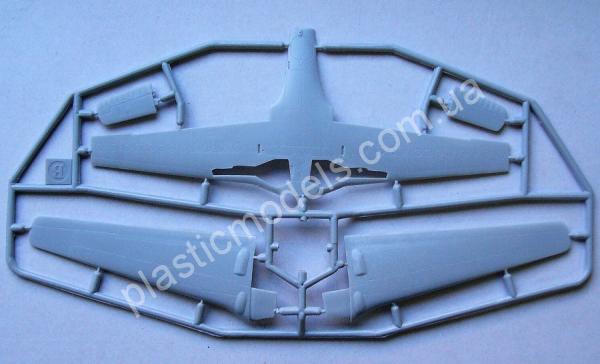 1/72 ART model 72004 TA 152 H-1 German interceptor