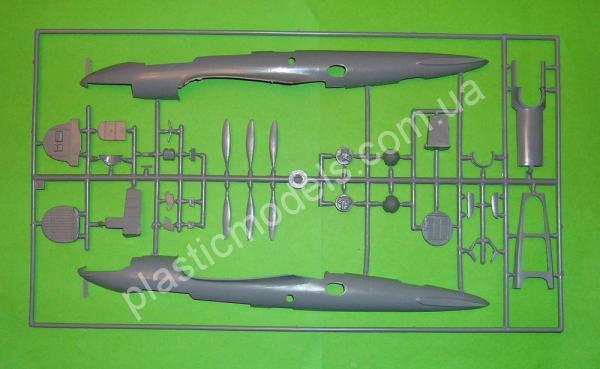 1/48 MPM 48045 Petlyakov Pe-2UT Trainer