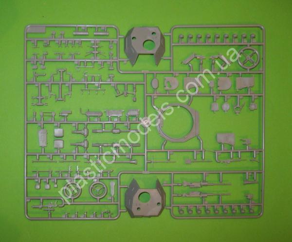 1/35 Special Armour Vehichles 35009 Panhard 178B ‘47 mm Gun Late Turret’