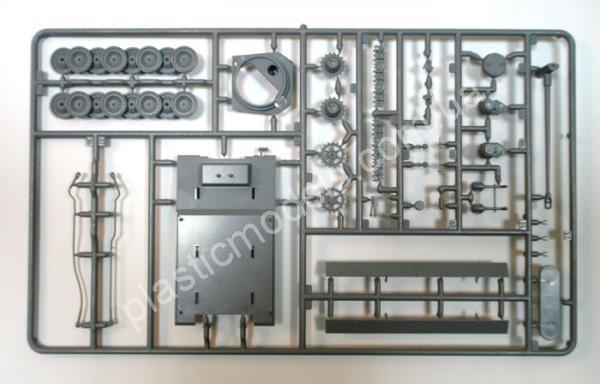 1/72 Zvezda 5010 Немецкий средний танк T-V 