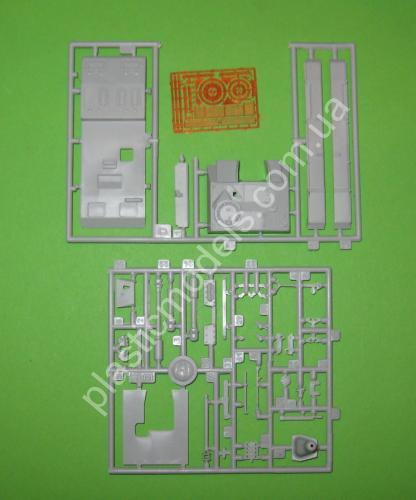 1/72 UM 288 Sturmhaubitze 42 Auf.G with Saukopf mantle