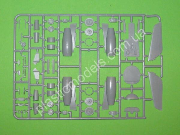 1/72 A-model 72245 Dassault Falcon 10