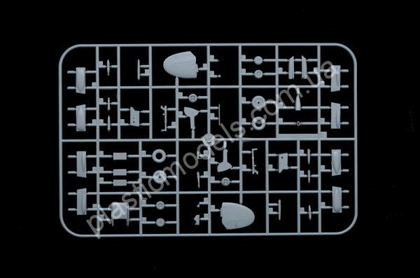 1/48 Italeri 2727 Spitfire Mk. Vc