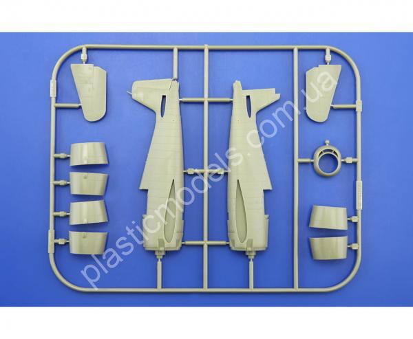 1/72 Eduard 7415 F6F-5 Hellcat weekend edition