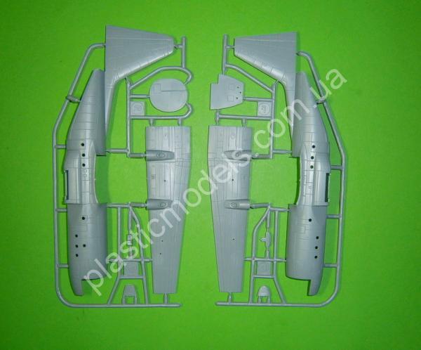 1/144 SOVA-M 14004 C-130K W2 Snoopy