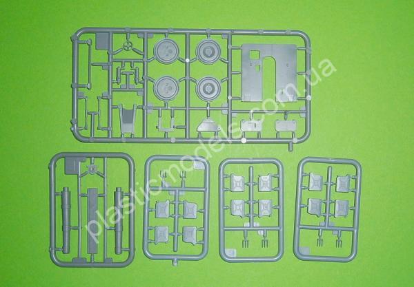 1/35 IBG 35053 3Ro Italian Truck with 100 mm 100/17 Howitzer