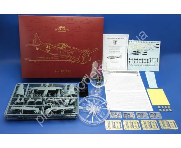1/72 Eduard R0012 Fw 190A-8 QUATTRO COMBO Royal Class