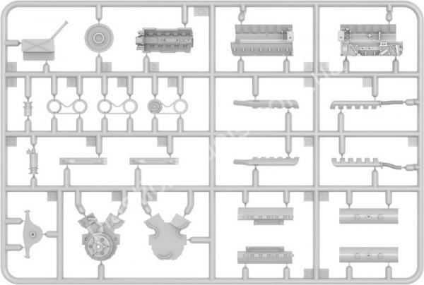1/35 MiniArt 35331 Maybach HL 120 Engine for Panzer III/IV family with repairing crew