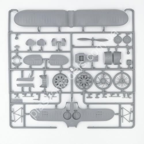 1/48 ICM 48099 I-153 China Guomindang AF Fighter