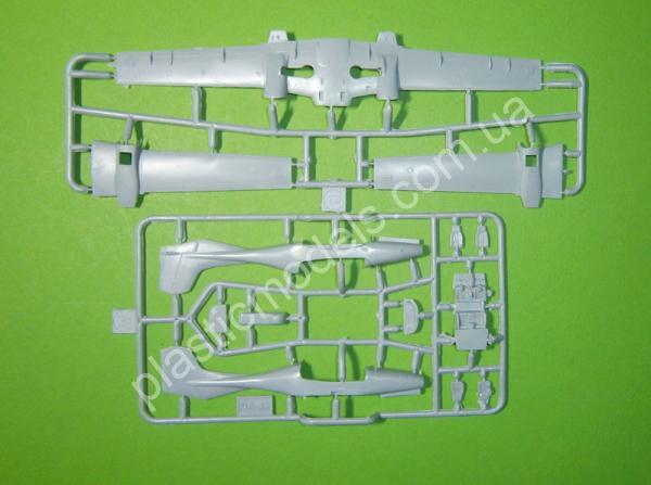 1/72 A-model 72374 Diamond Da-42 Twin Star