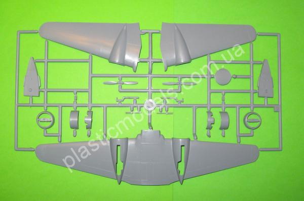 1/72 Azur 088 Caproni Ca.310 Libeccio (Croatia,Hungary)