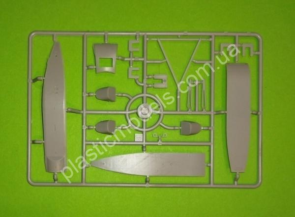 1/48 Avis 48002 Zerbe Air Sedan