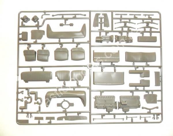 1/24 ICM 24012 Typ G4 с раскрытым тентом