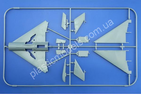 1/48 Eduard 84128 MiG-21MFN