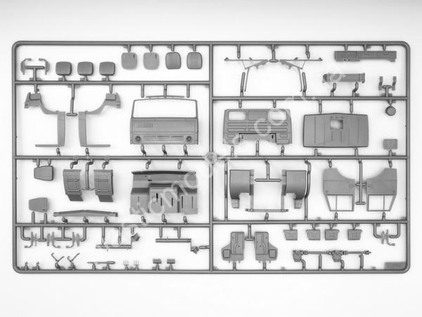 1/35 ICM 35004 Kamaz-4310 Ukrainian Military Box Truck