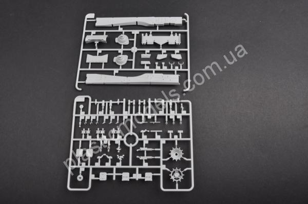 1/35 Trumpeter 1578 Soviet T-64 Model 1972 Main Battle Tank