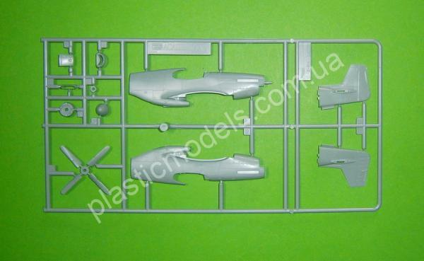 1/72 Academy 12441 The Fighter of World War II P-51C