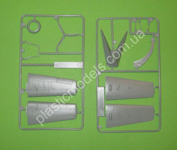 1/72 Academy 12451 F4F-4 Wildcat