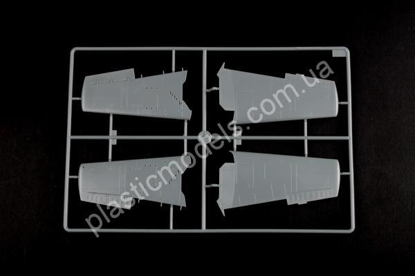 1/48 HobbyBooss 80360 British Fleet Air Arm Hellcat Mk.I
